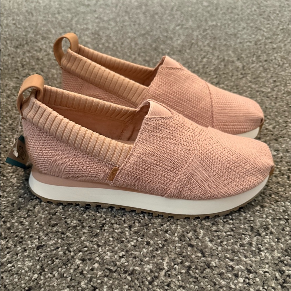 Slip-On Knit Platform Sneakers - Blush Pink